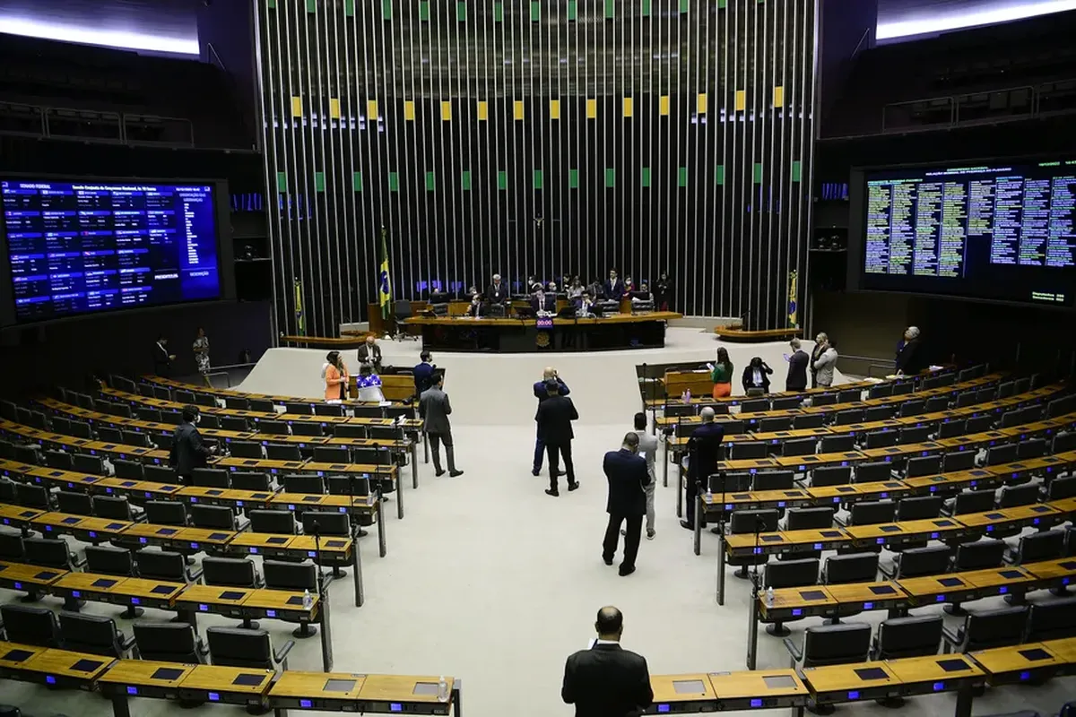Sessão conjunta do Congresso Nacional para análise de projeto sobre as emendas de relator, extintas em 2022: destinação de verba segue desfiando transparência (Foto: Pedro França/Agência Senado)
