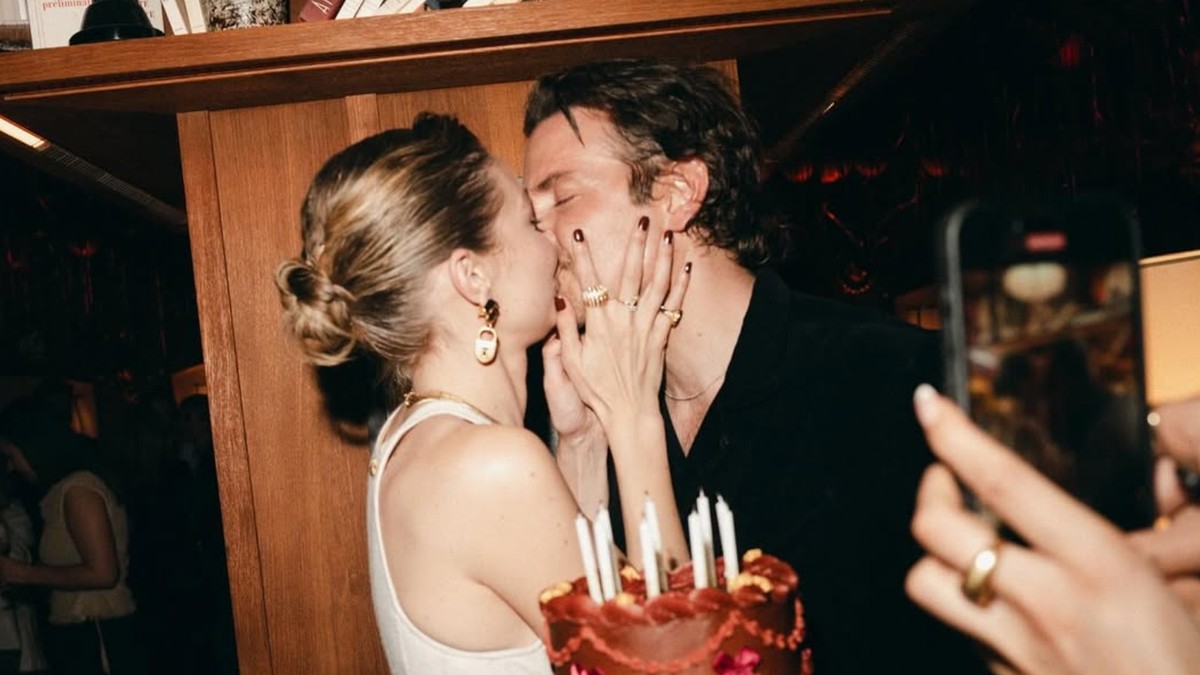 Família de Gigi Hadid aprova namoro da modelo com Bradley Cooper e revela 'nunca ter visto ela tão feliz', diz fonte (Foto: Reprodução/Instagram)