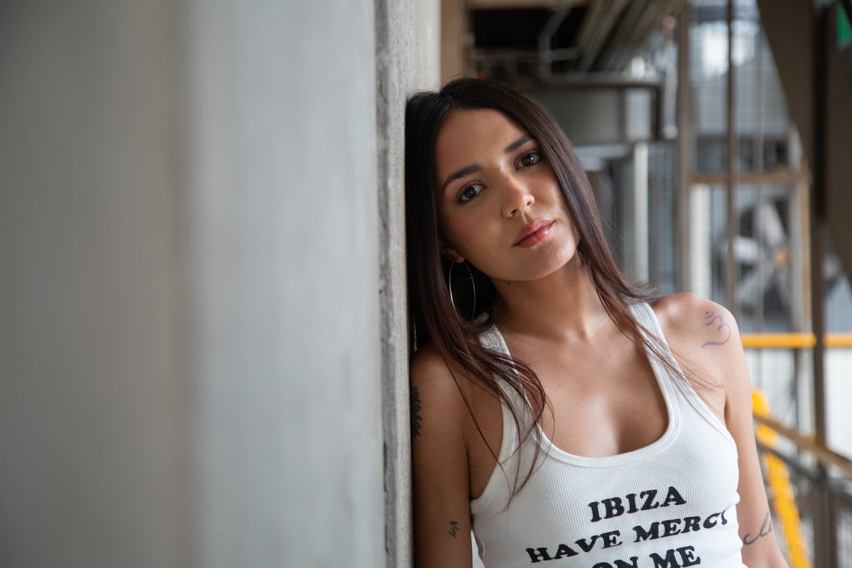 Camila Guevara homenageia o avô Pablo Milanés em sua estreia musical em México