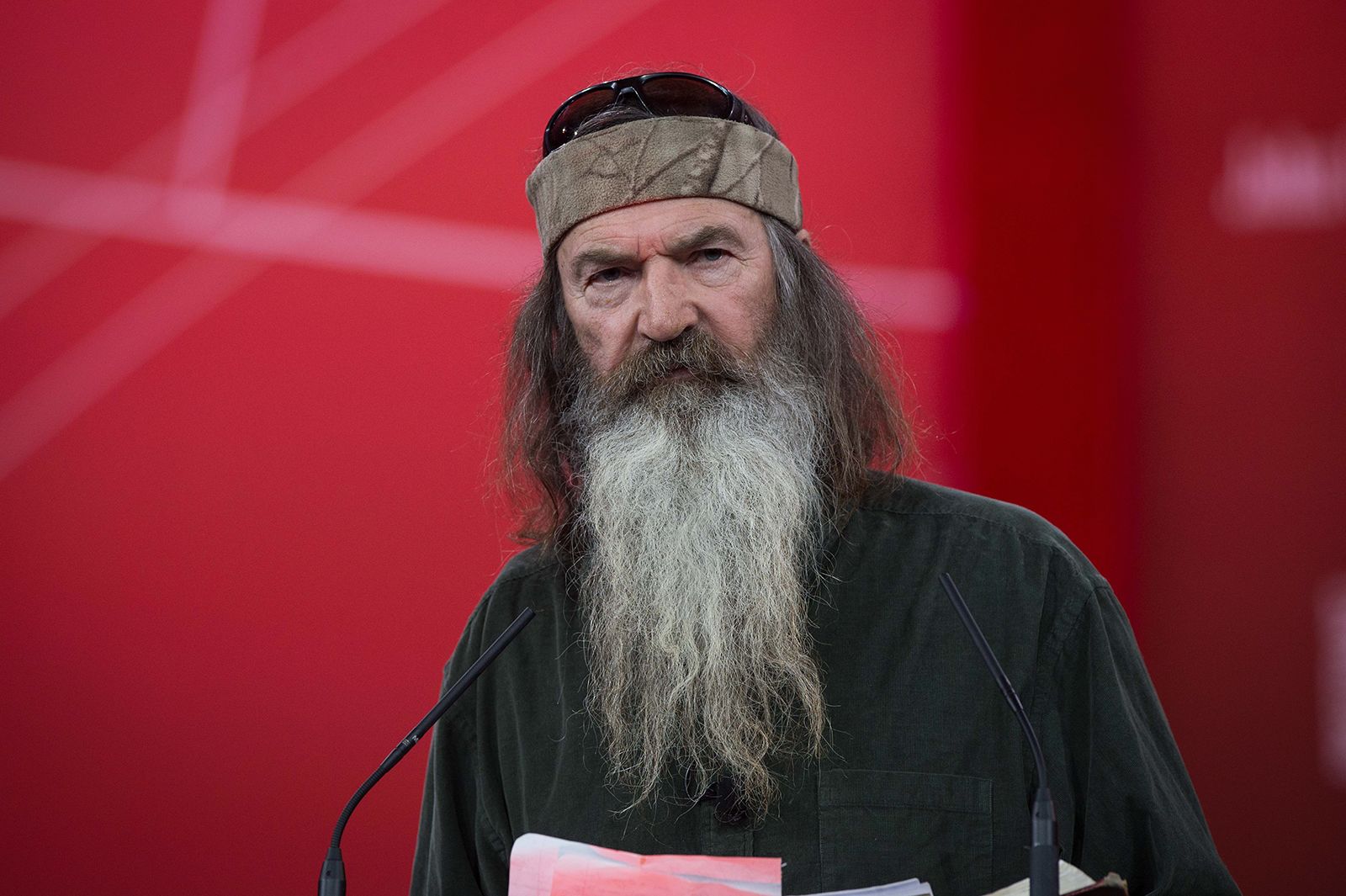 Phil Robertson, estrela de 'Duck Dynasty', falece aos 79 anos