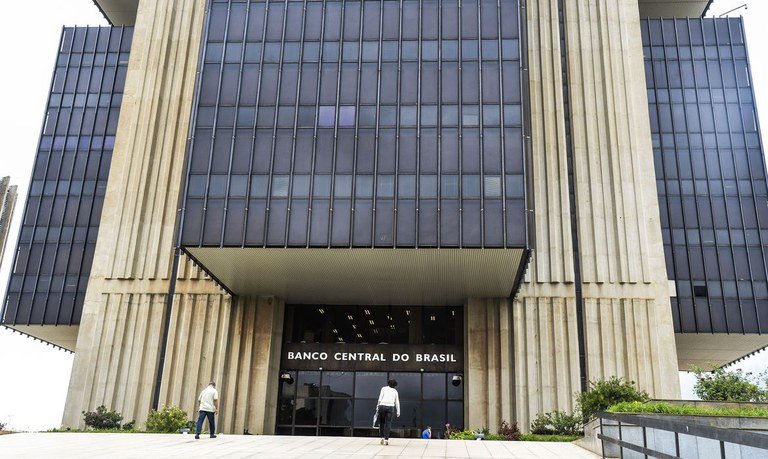 Banco Central propõe regulamentação de criptomoedas com foco em segurança jurídica