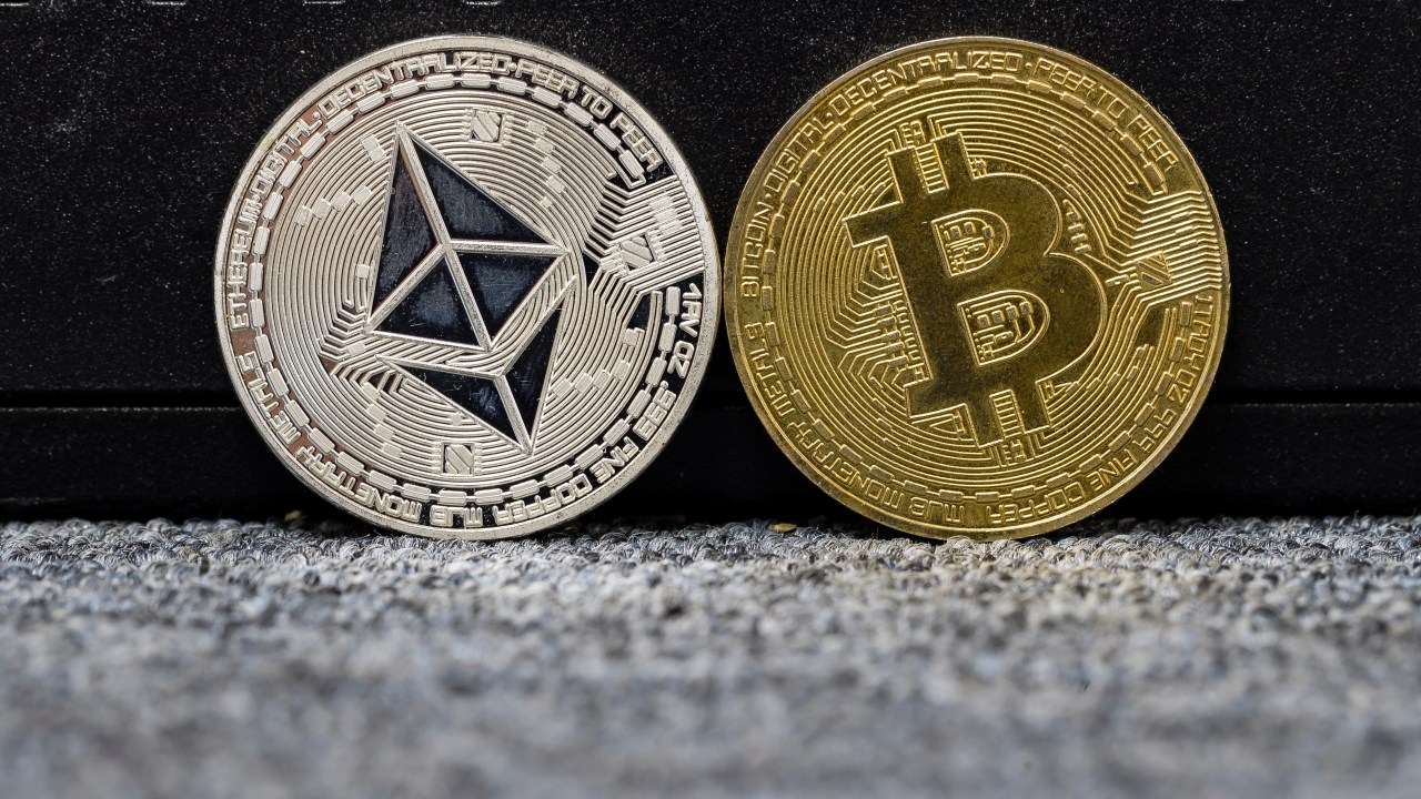 Empresas brasileiras investem milhões em Bitcoin para diversificar portfólios