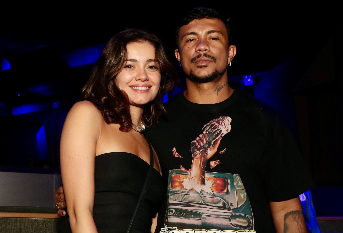 Sophie e Xamã aparecem juntos em show após reatarem relacionamento