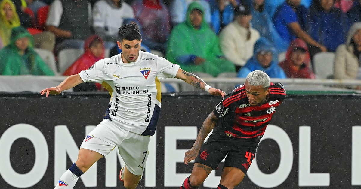 Flamengo soma dois jogos sem vitórias e está fora da zona de classificação para o mata-mata da Libertadores. (Foto: Rodrigo Buendia/AFP)
