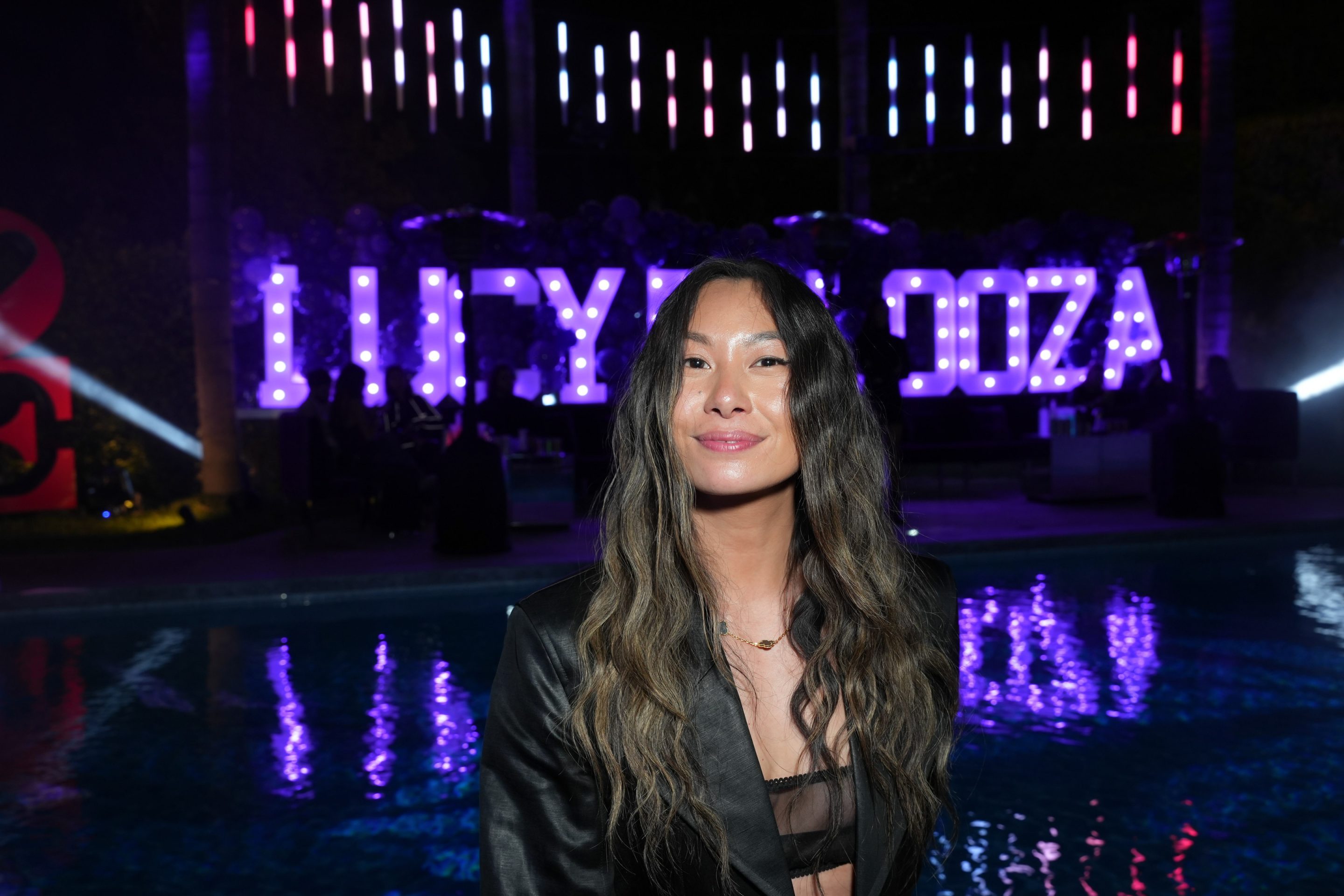 Lucy Guo se torna a mulher mais jovem a alcançar status de bilionária self-made aos 30 anos