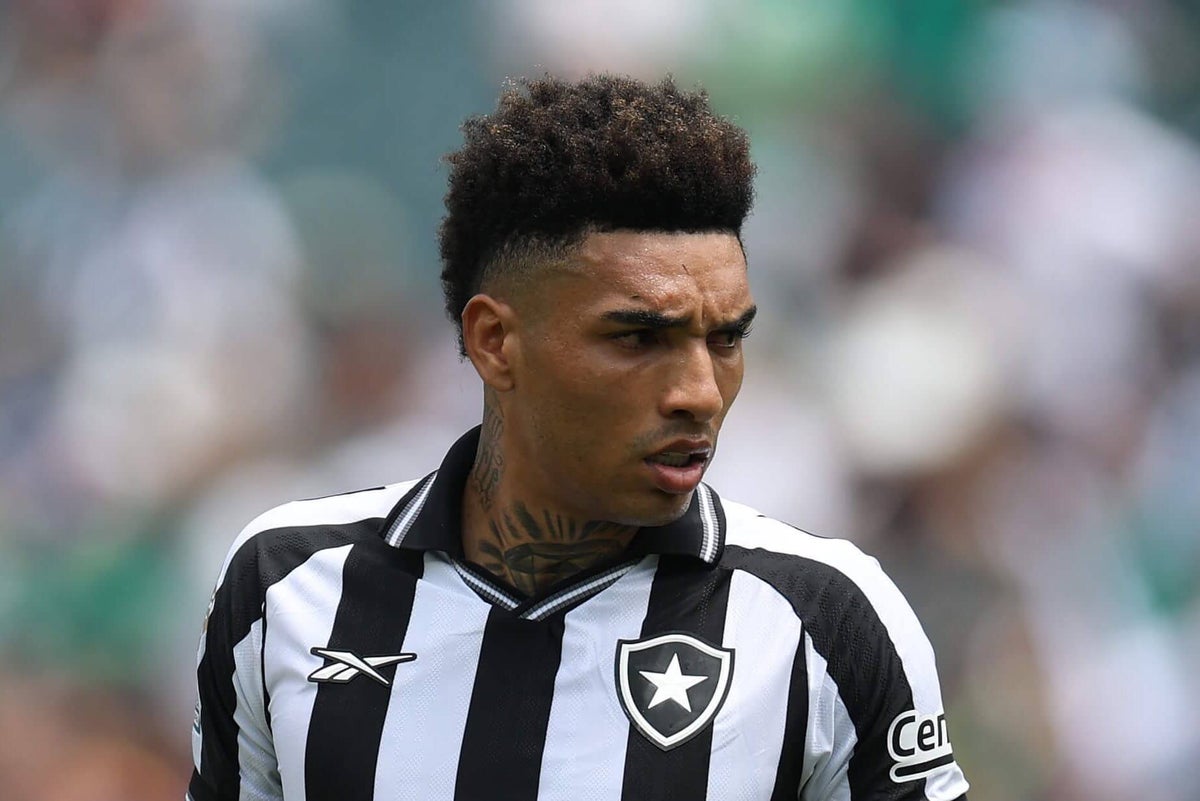 Nottingham Forest anuncia contratação de Igor Jesus junto ao Botafogo