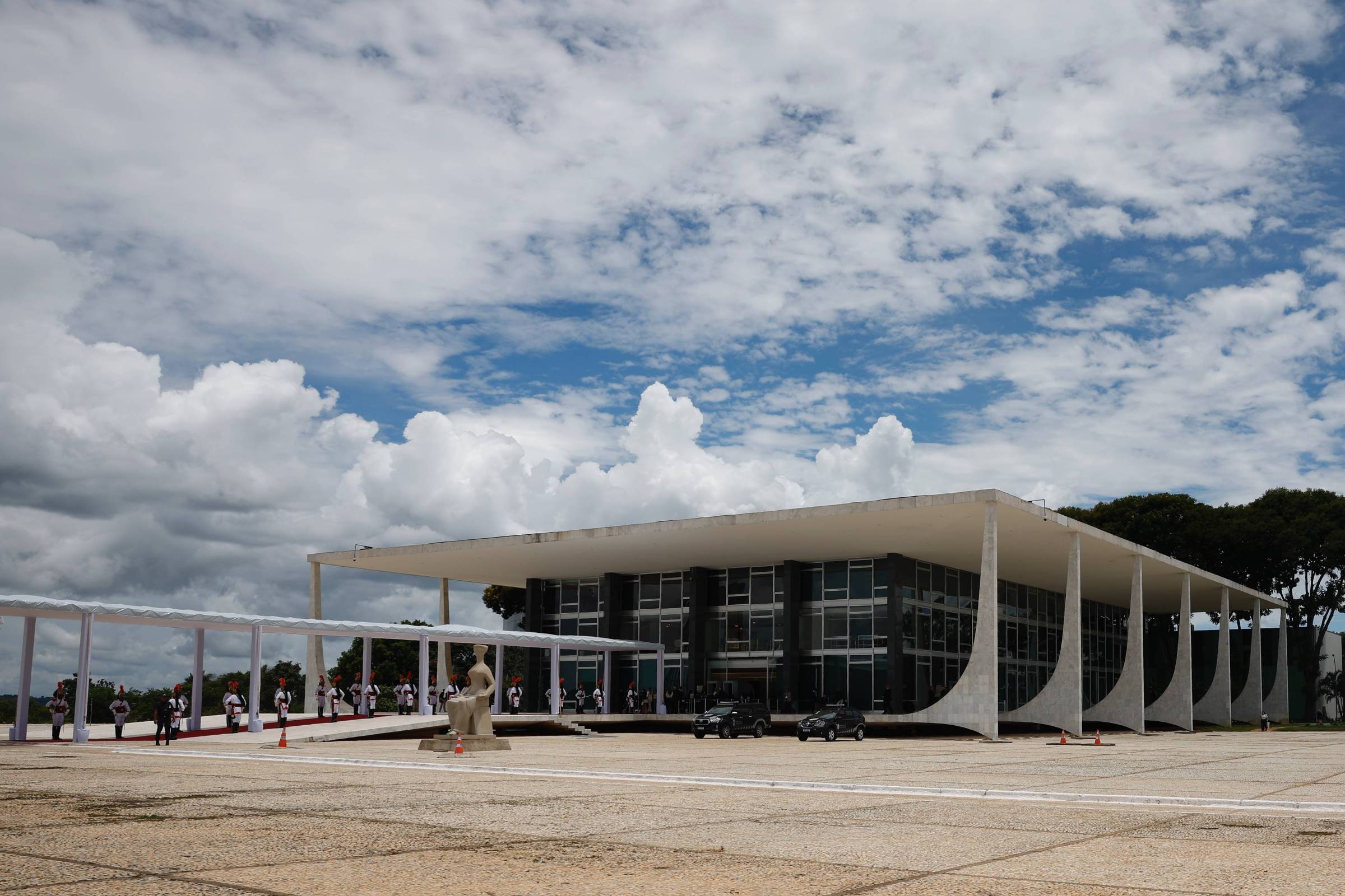 Moraes decide sobre a validade do decreto do IOF após reunião inconclusiva no STF