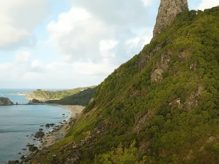 Turista paulista morre afogado em praia paradisíaca de Fernando de Noronha