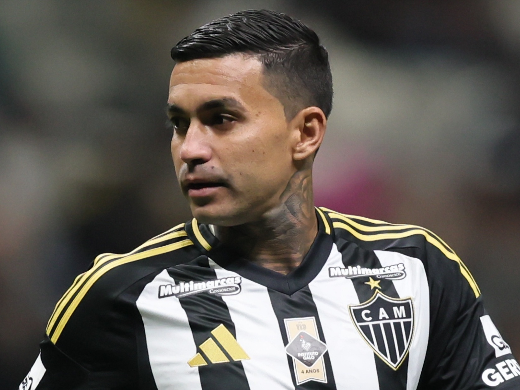 STJD anula multa, mas mantém suspensão de Dudu por mais cinco jogos no Atlético-MG