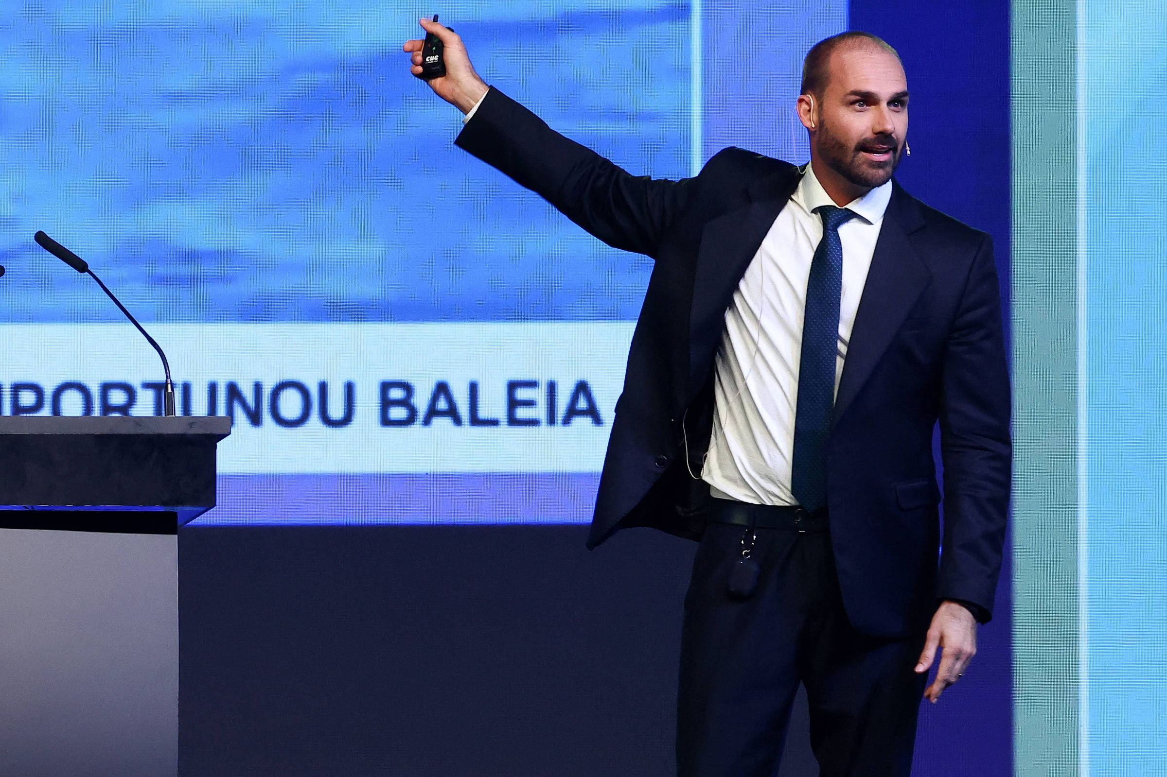 Eduardo Bolsonaro e Nikolas se unem contra inimigo comum em nova aliança política