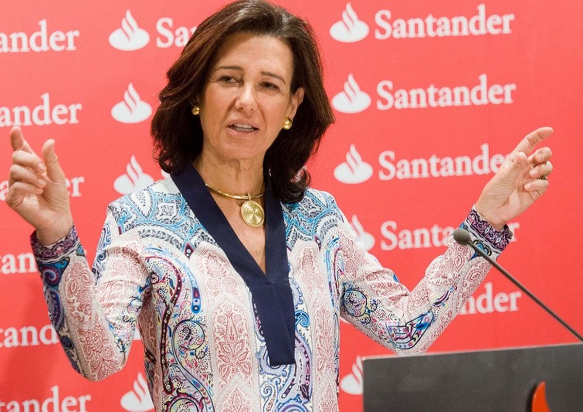 Ana Botín defende a independência dos bancos centrais em meio a pressões políticas