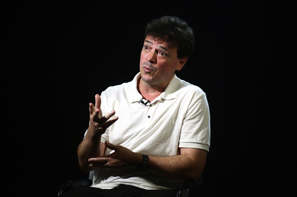 Fernando Diniz em entrevista ao Abre Aspas (Foto: Marcos Ribolli)