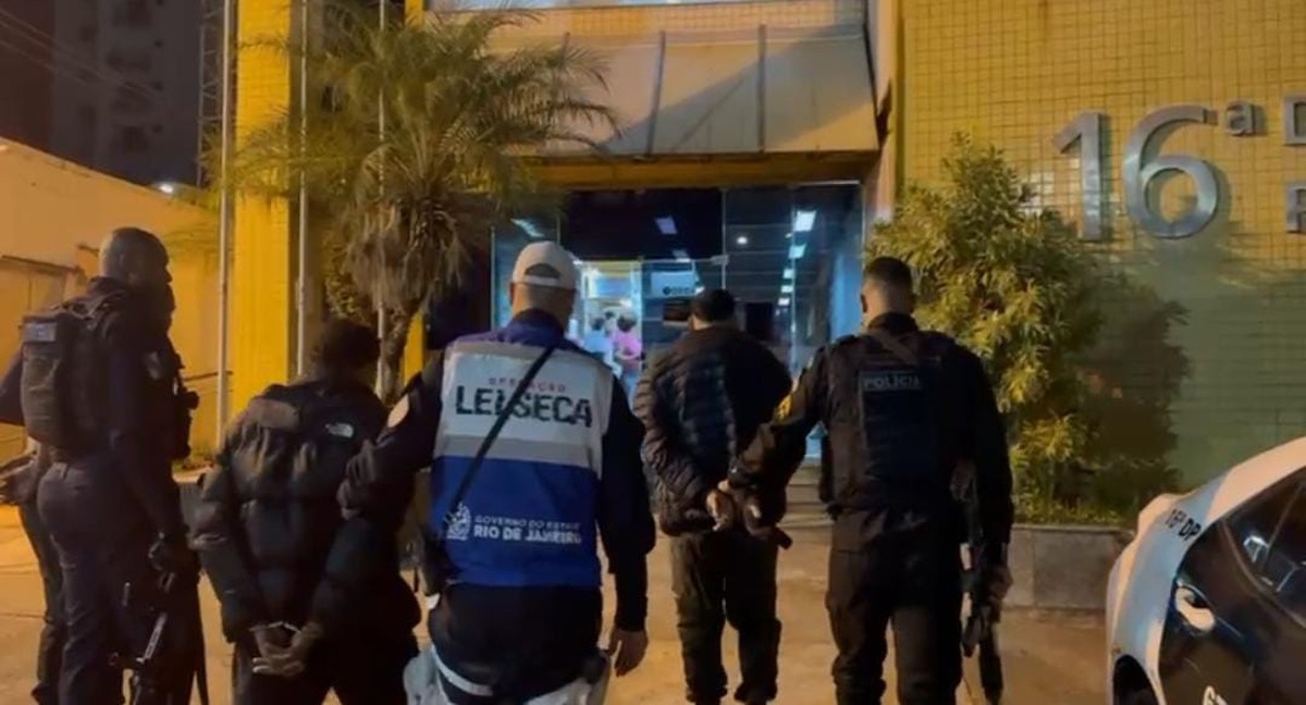 Polícia captura foragido por latrocínio e três assaltantes em blitz na Barra