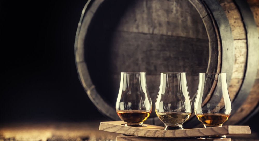 Fûts de vinho ganham nova vida na produção de spiritueux e cervejas artesanais