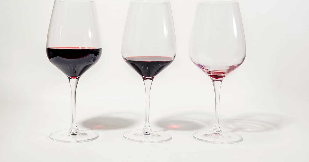 Evidências científicas cada vez mais robustas têm mostrado que não existe dose segura de álcool, já que não é possível prever quem terá problemas devido ao consumo desse tipo de bebida. (Foto: Diana Vyshniakova/Adobe Stock)