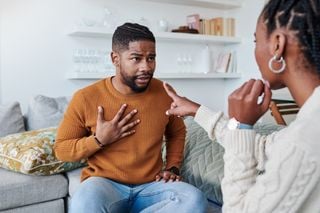 Compreenda o comportamento passivo-agressivo e suas implicações psicológicas