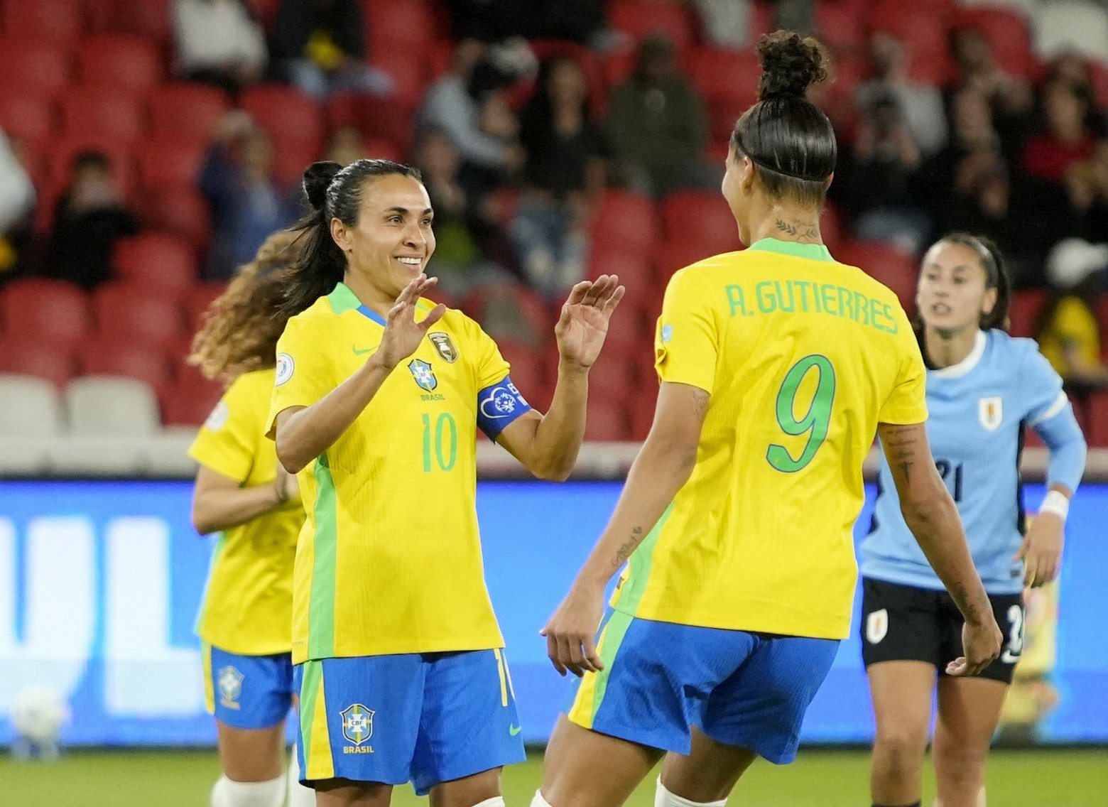 Marta destaca desafio de jogar na altitude de Quito após boa atuação