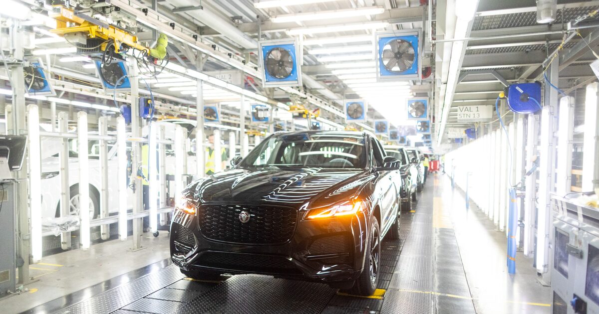 Jaguar Land Rover troca CEO em meio a desafios de tarifas e polêmica de marca