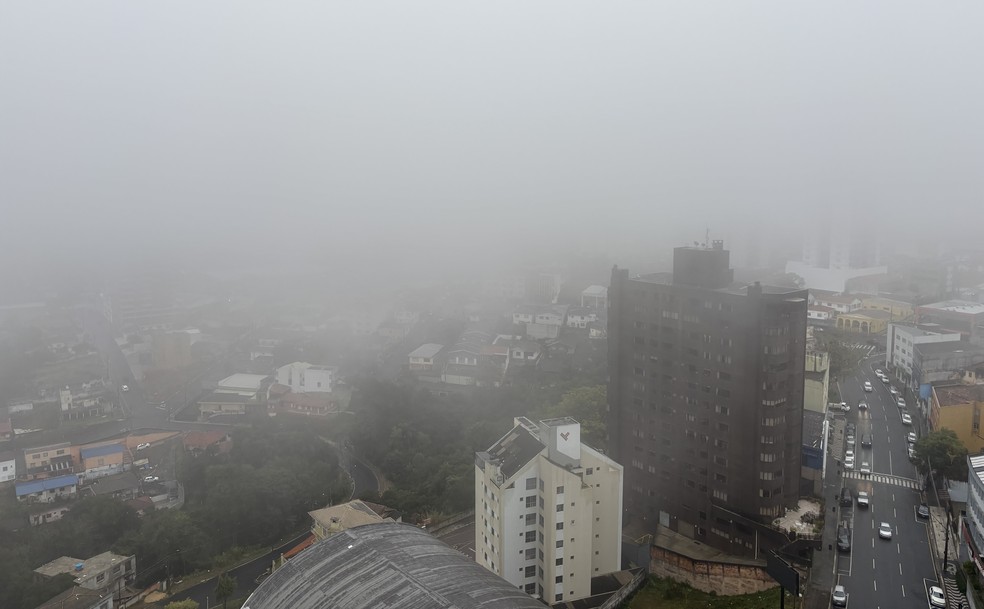 Frio continua no Centro-Sul e nevoeiros se intensificam nesta terça-feira