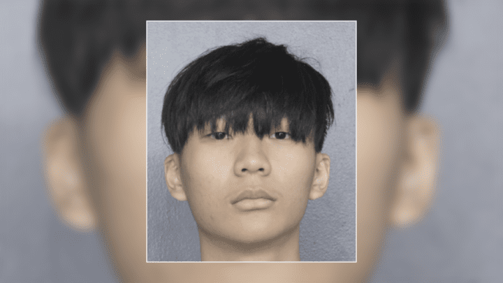 Malone Lam, um réu em um roubo de bitcoin de R$ 230 milhões, em uma foto de registro do Escritório do Xerife do Condado de Broward, na Flórida. (Foto: Escritório do Xerife do Condado de Broward)