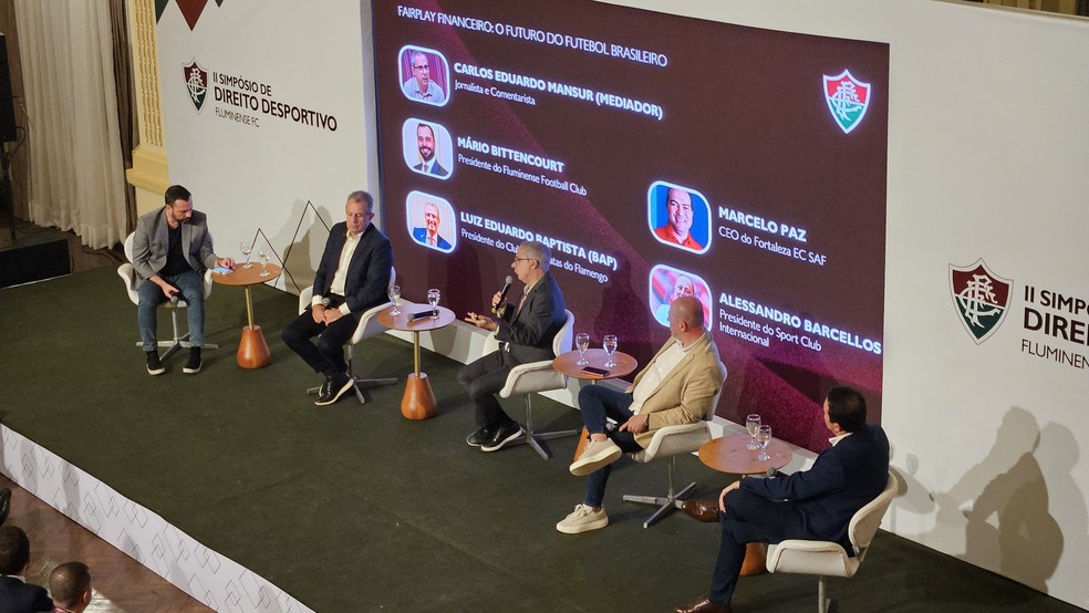 Mário, Bap, Barcellos e Paz no II Simpósio de Direito Esportivo (Foto: Marcello Neves/ge.globo)