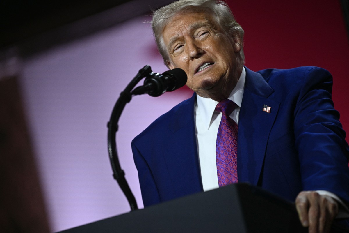 Trump critica BRICS e afirma que grupo está 'desaparecendo'
