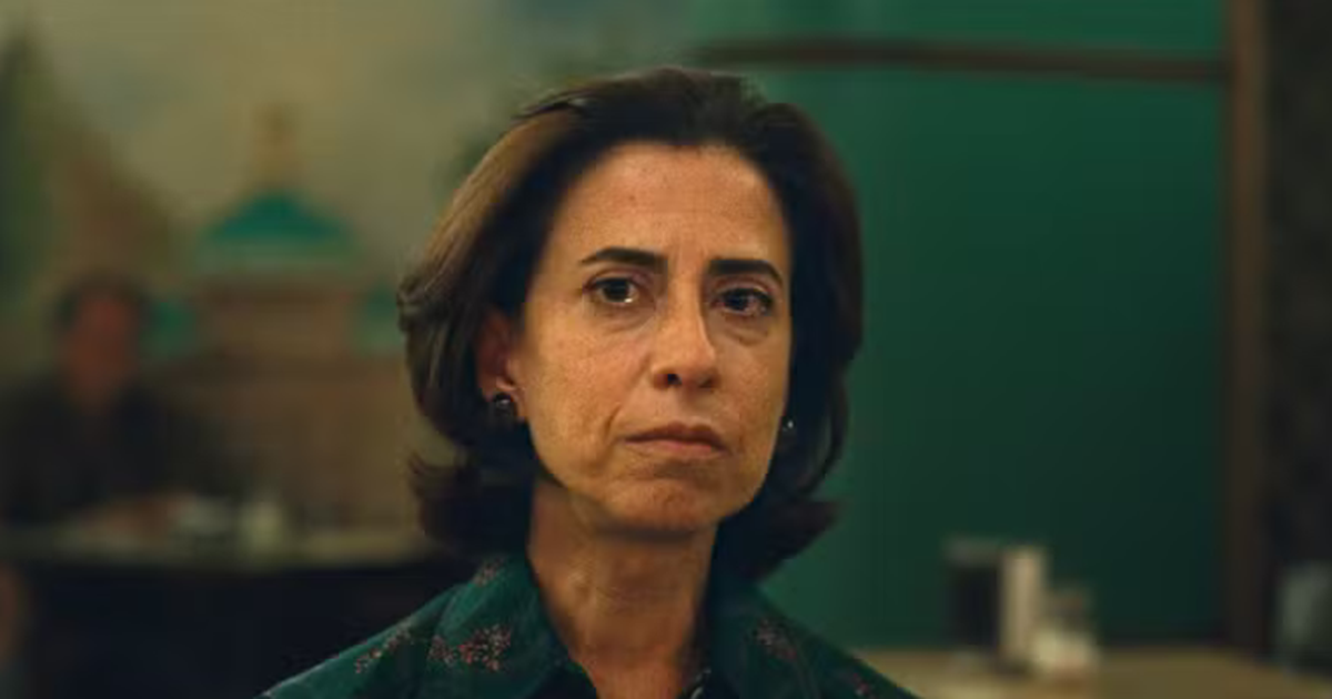 A atriz Fernanda Torres durante evento no Museu da Academia de Artes e Ciências Cinematográficas. (Foto: Robyn Beck/AFP)