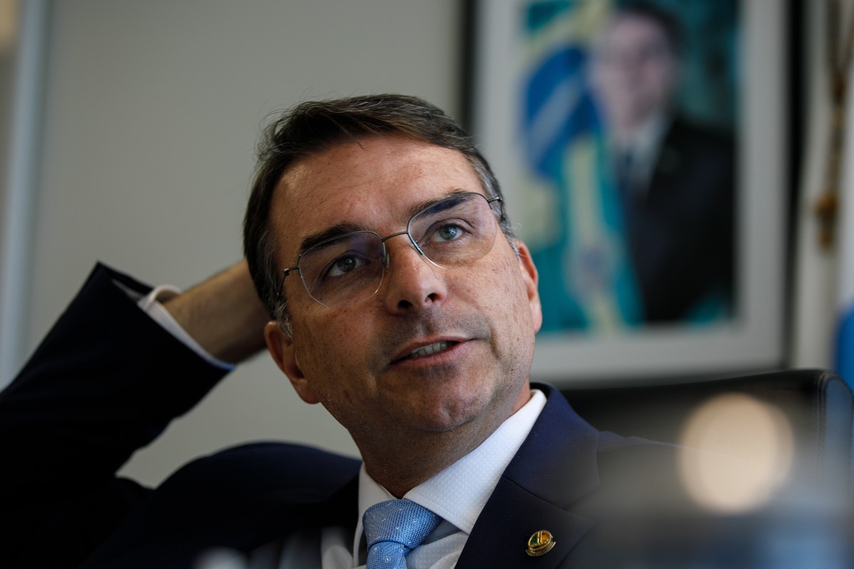 CPI do INSS deve excluir Flávio Bolsonaro e incluir Rogério Marinho no colegiado