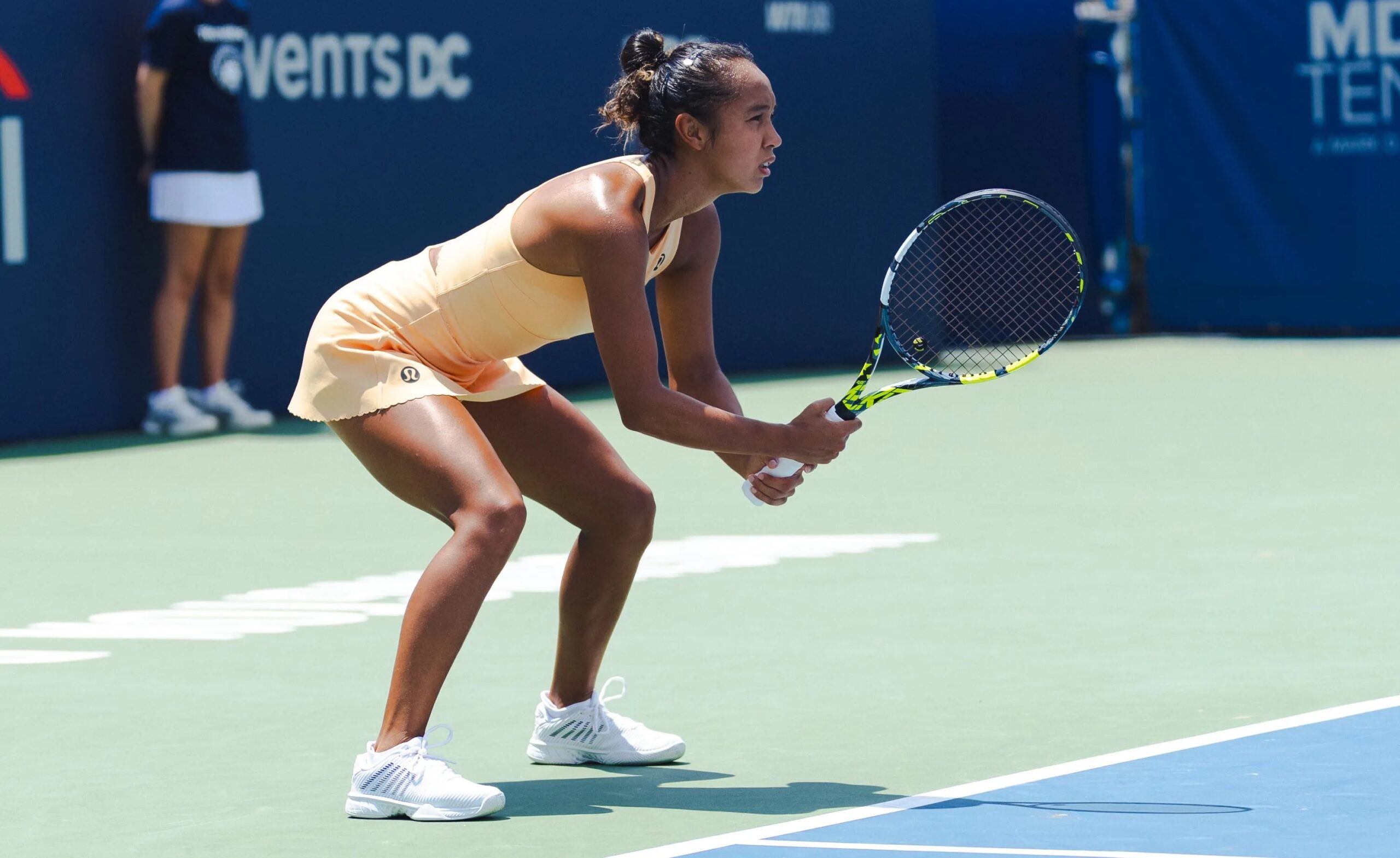Fernandez elimina Pegula em partida decisiva e avança no torneio