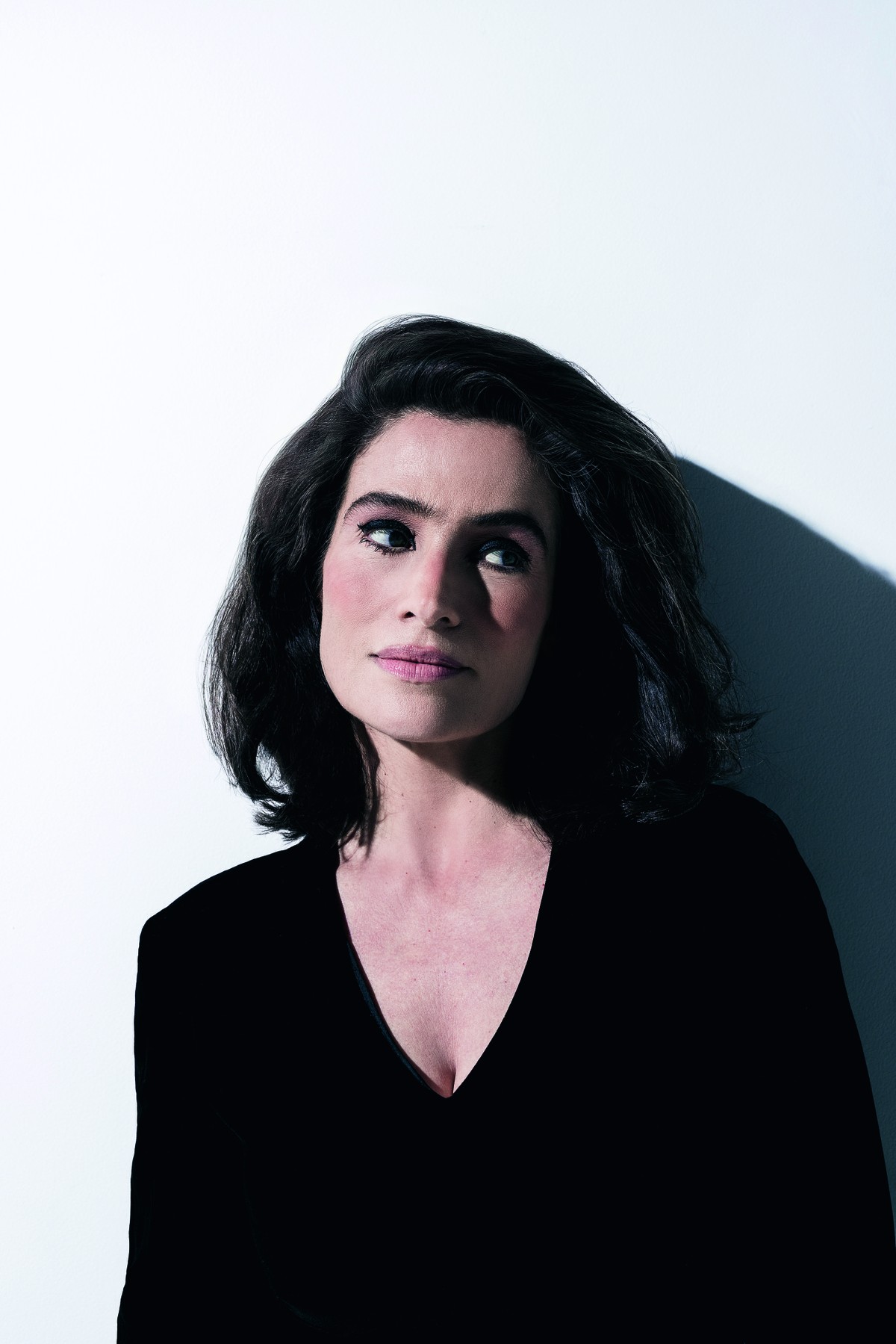 Renata Vasconcellos destaca a diversidade de estereótipos na televisão brasileira