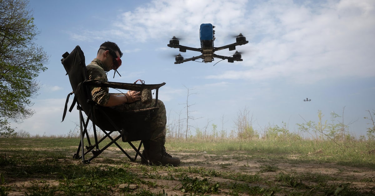 Evolução dos drones na guerra revela desafios para as forças armadas dos EUA