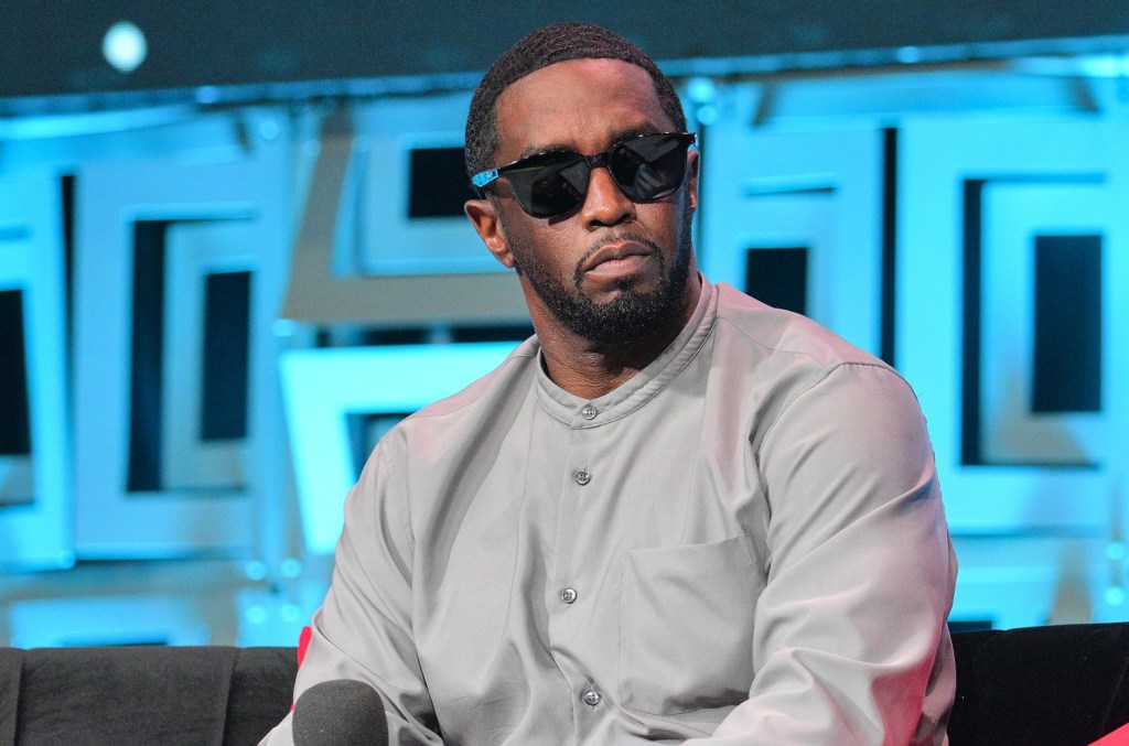 Diddy recebe aplausos de detentos após vitória judicial, afirma advogado