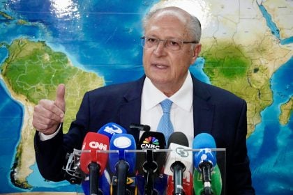 Alckmin se reúne com grandes empresas de tecnologia e defende independência do Judiciário