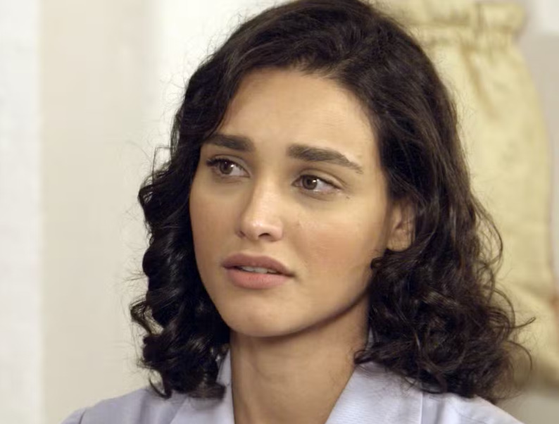 Globo revela estratégia para compensar ausência de Débora Nascimento em novela