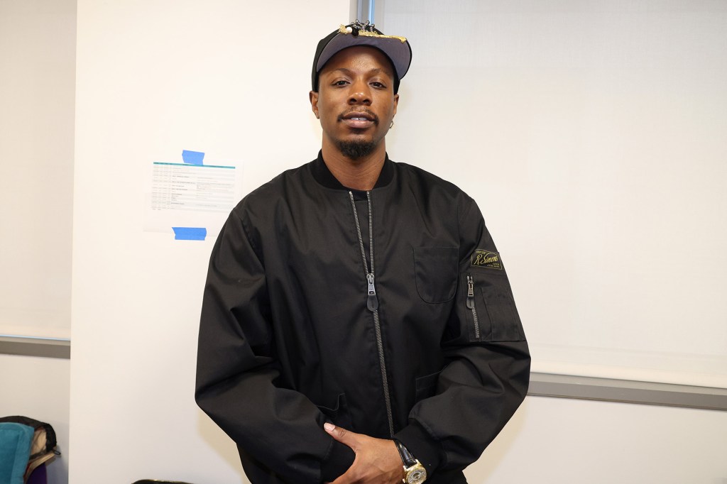 Joey Bada$$ critica gravadora por atrasos em seu novo álbum