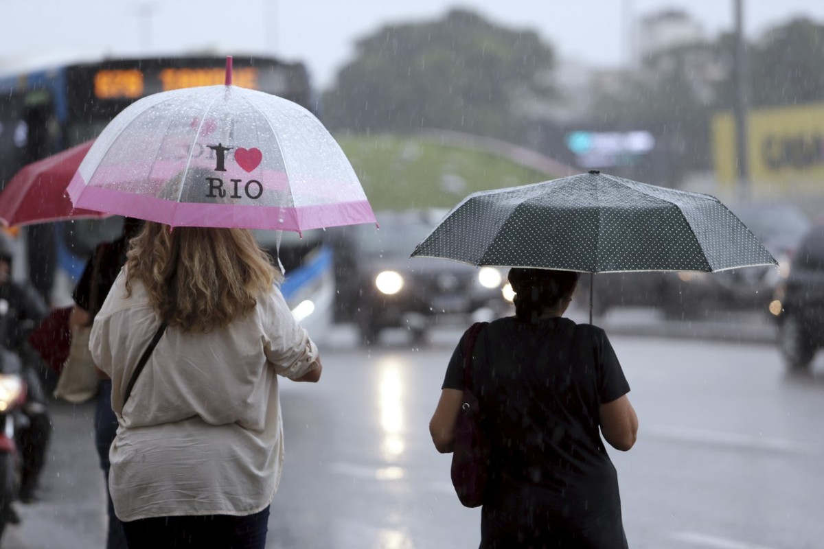 Rio de Janeiro recebe frente fria e previsão de chuva para esta sexta-feira