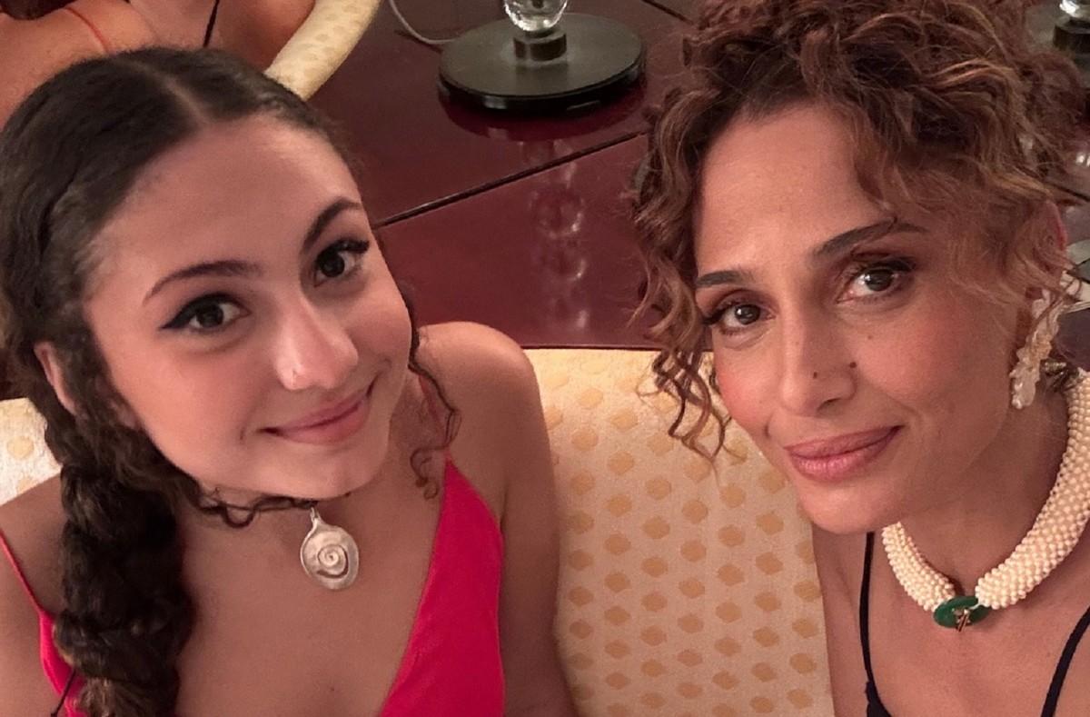 Camila Pitanga e a filha (Foto: Reprodução/Instagram)