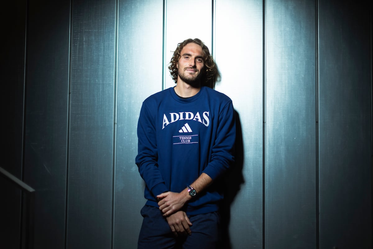 Stefanos Tsitsipas destaca importância da sustentabilidade e reflete sobre sua carreira no tênis