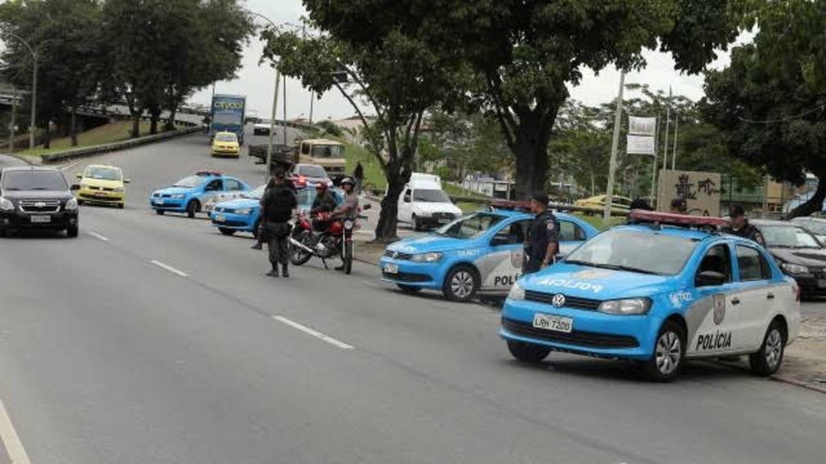 Rio implementa máquinas para pagamento instantâneo de multas em blitzes