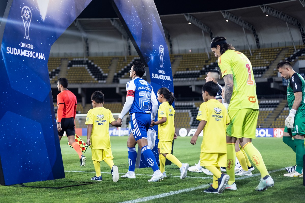 Cruzeiro tem menos de 5% de chances de avançar ao mata-mata da Sul-Americana (Foto: Gustavo Aleixo/Cruzeiro)