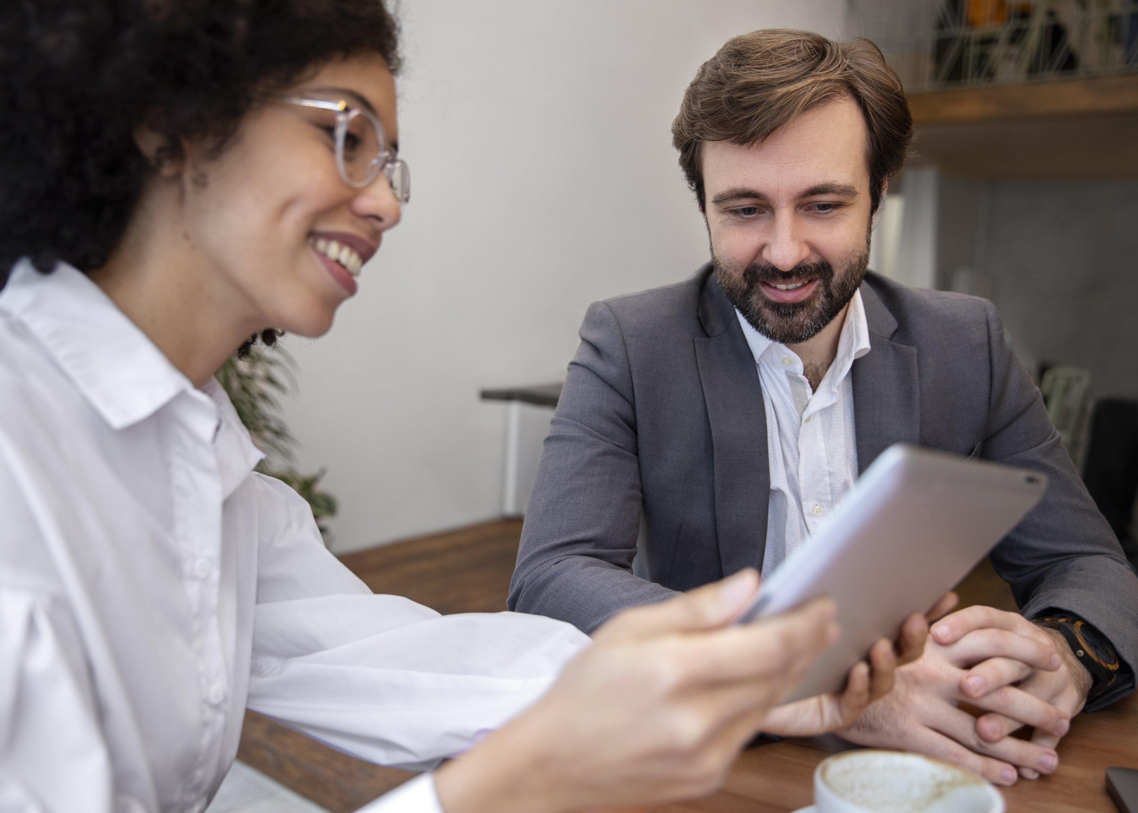 Transforme atendimentos em conteúdo que esclarece dúvidas reais dos clientes