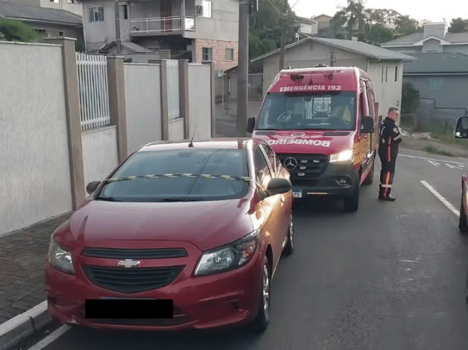 Madrasta que dirigia o carro é investigada (Foto: Divulgação/Corpo de Bombeiros)