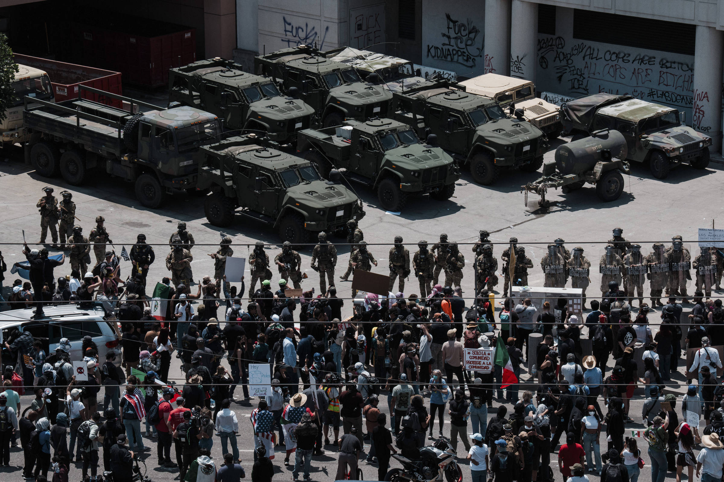 Governo Trump envia 700 fuzileiros navais para conter protestos em Los Angeles