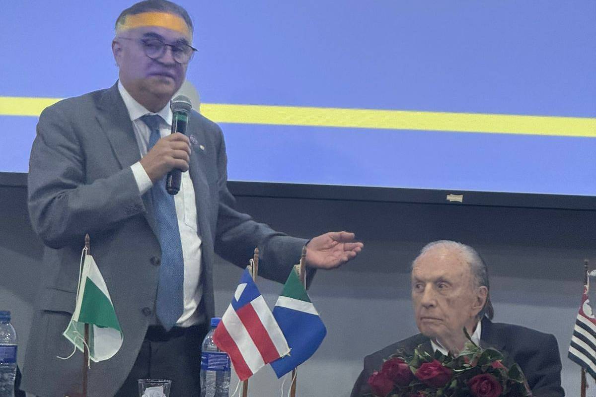 Eymael deixa presidência do partido após 30 anos de liderança cristã democrática