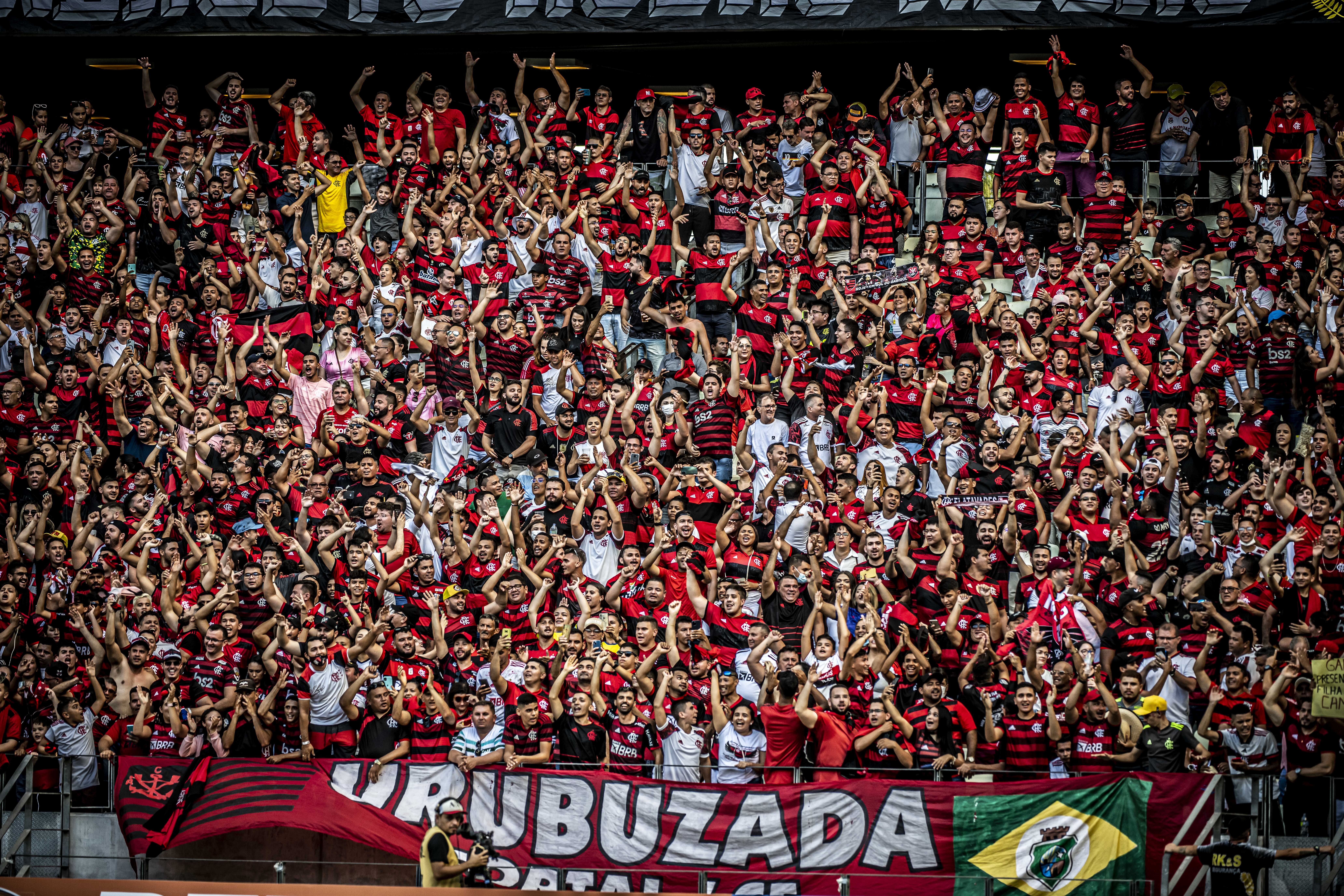 Ceará lucra mais com torcedores do Flamengo em jogo com 57 mil presentes
