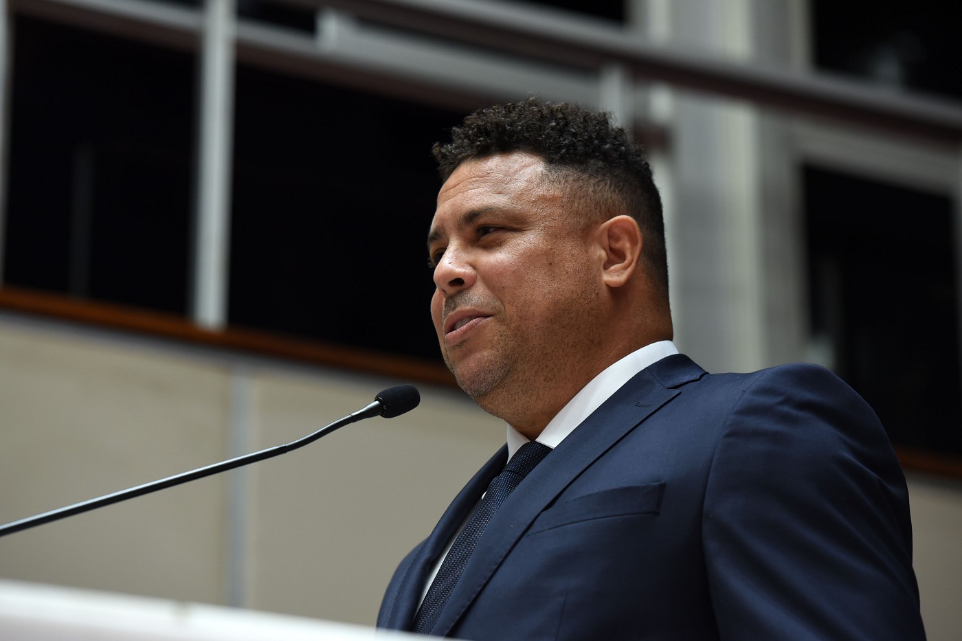 Ronaldo aponta SAF como solução única para o Corinthians e manifesta interesse