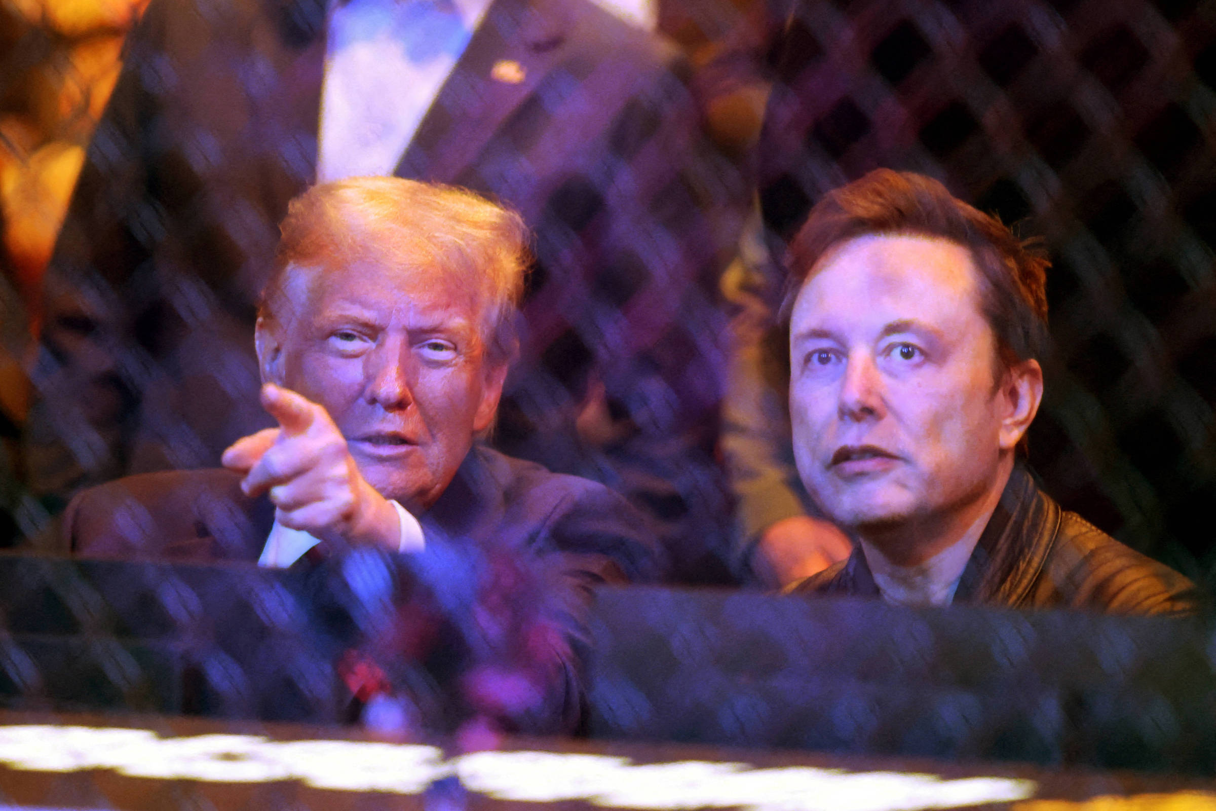 Trump e Musk: a disputa entre autocracia e oligarquia nos Estados Unidos
