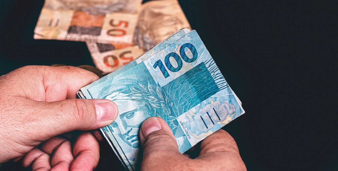 Governo de SP destina R$ 1,5 bilhão para ajudar empresas impactadas por tarifas dos EUA