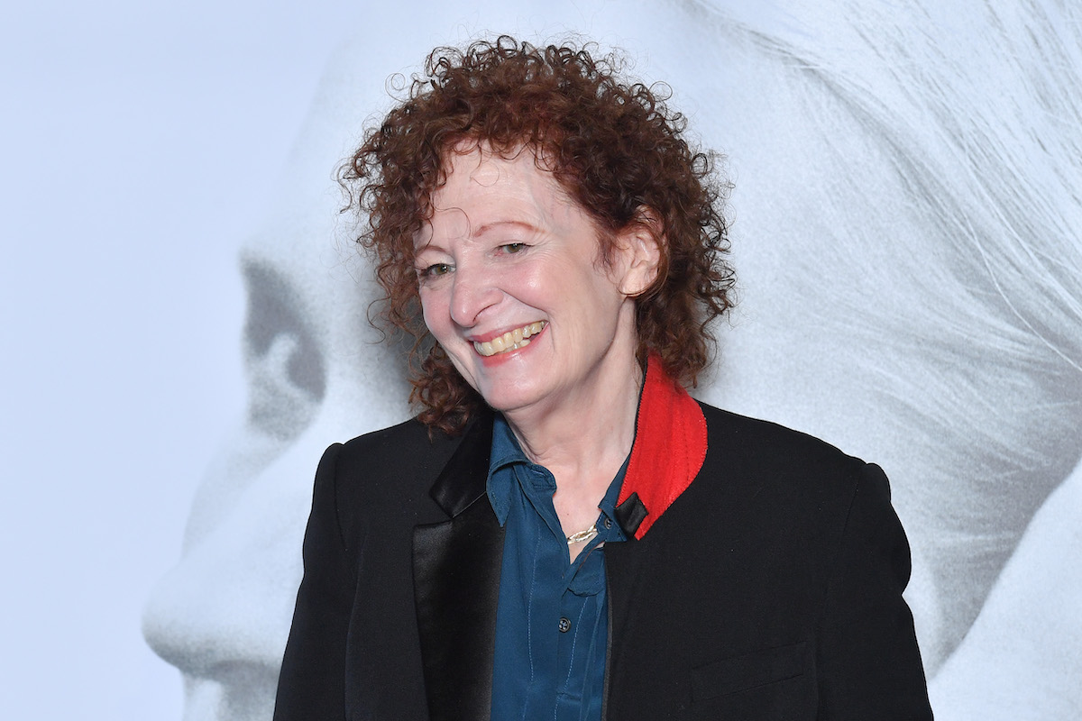 Nan Goldin discute a guerra em Gaza e a importância das vidas humanas em Arles