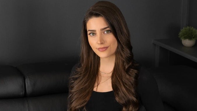 Mulher é promovida cinco vezes no LinkedIn com estratégia simples de três passos